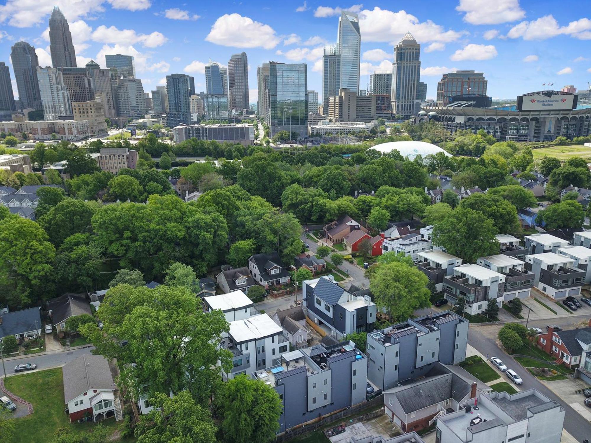 906 Westbrook B City Views Rooftop Hot Tub And Short Walk To Stadium 夏洛特 外观 照片